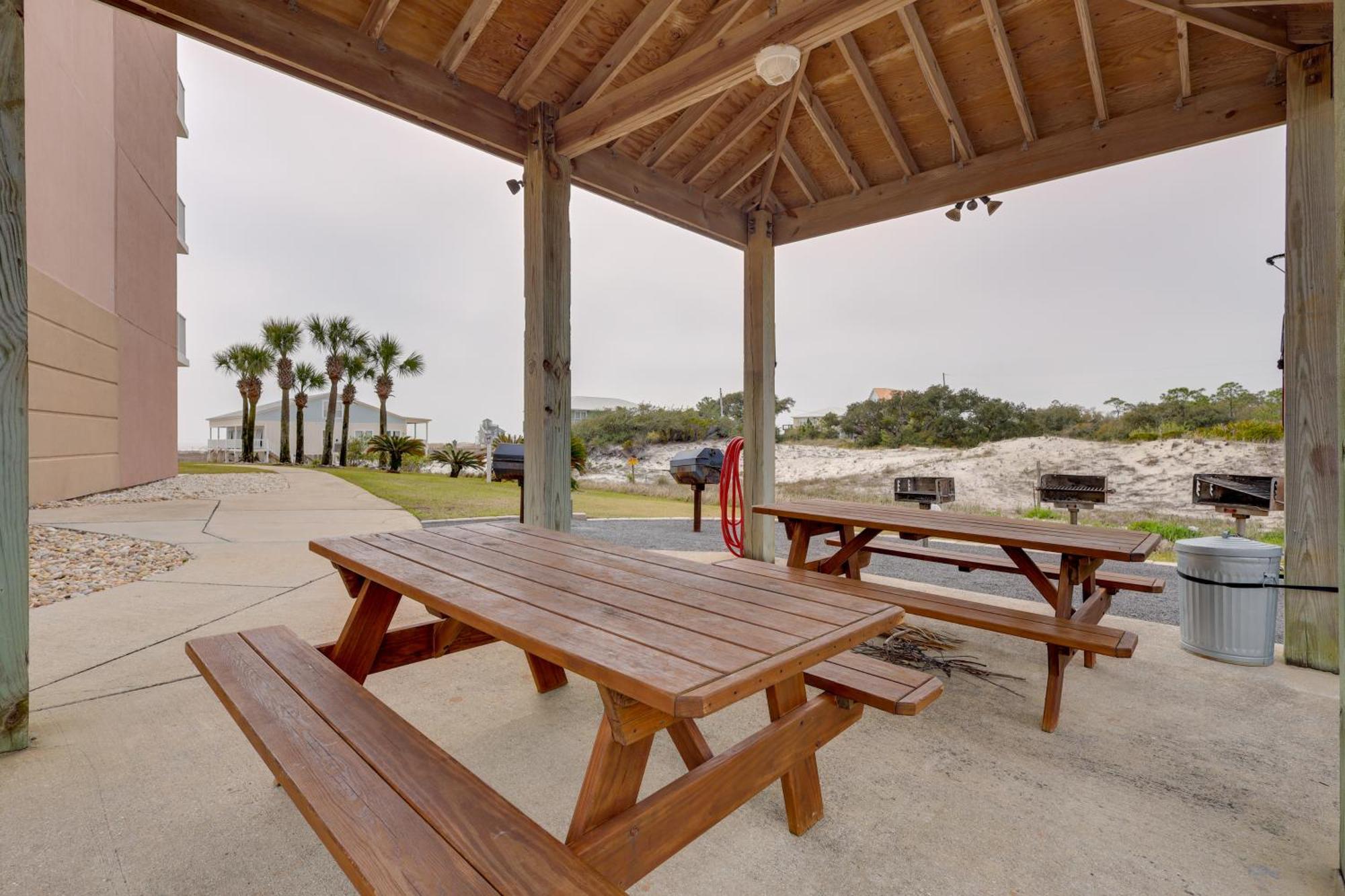 Gulf Shores Condo With Balcony 2 Mi To Fort Morgan! エクステリア 写真